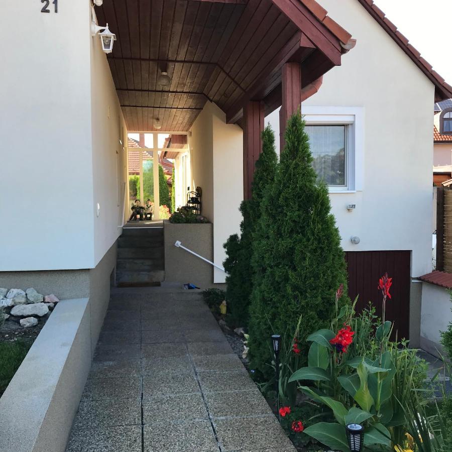 Apartman Tinasol Mosonmagyaróvár 外观 照片
