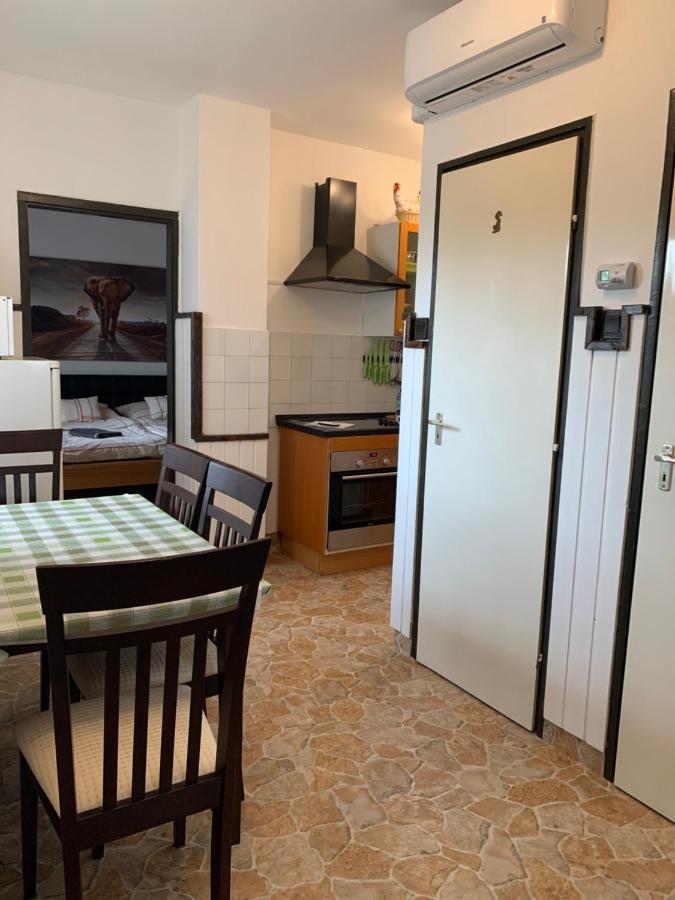 Apartman Tinasol Mosonmagyaróvár 外观 照片